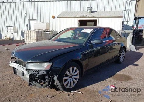 2013 Audi A4 2.0T Premium z USA, uszkodzony, nr VIN WAUAFAFLXDA167327